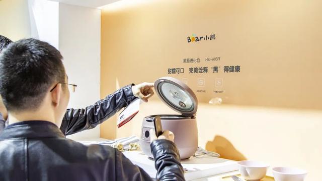 小熊电器：抓住喜新厌旧的年轻人